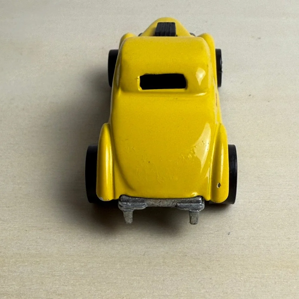 Hot Wheels 1975 Neet Streeter Diecast Car Yellow Hot Rod